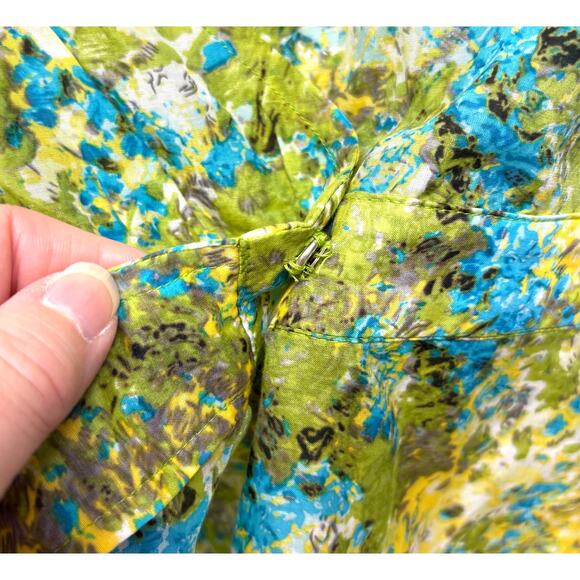 Talbots Green and Blue Floral Faux Wrap Blouse, Short Sleeves, Women's Size 10 - Picture 3 of 5